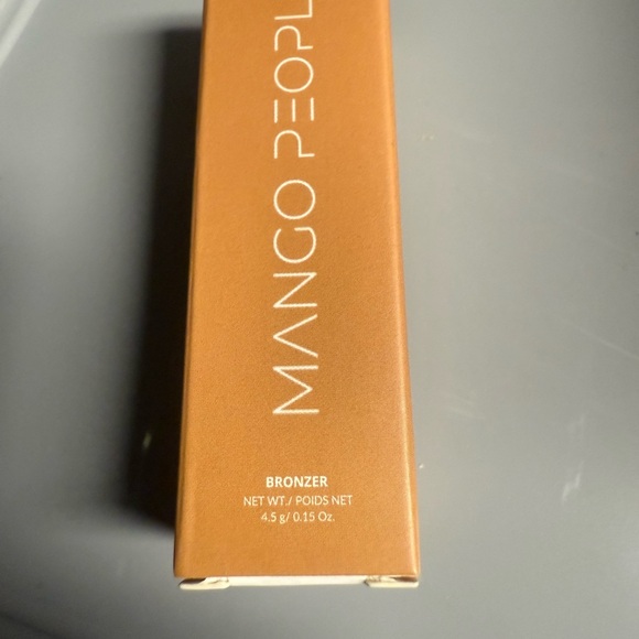 Mango People Bronzer in Chai - Picture 2 of 5